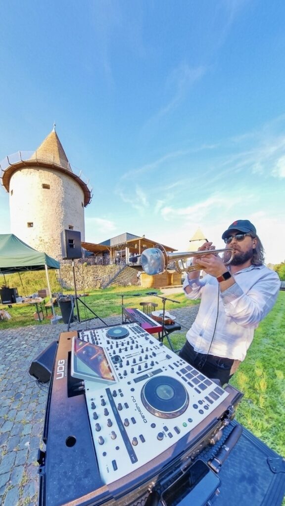 BDHS Jaro DJ set